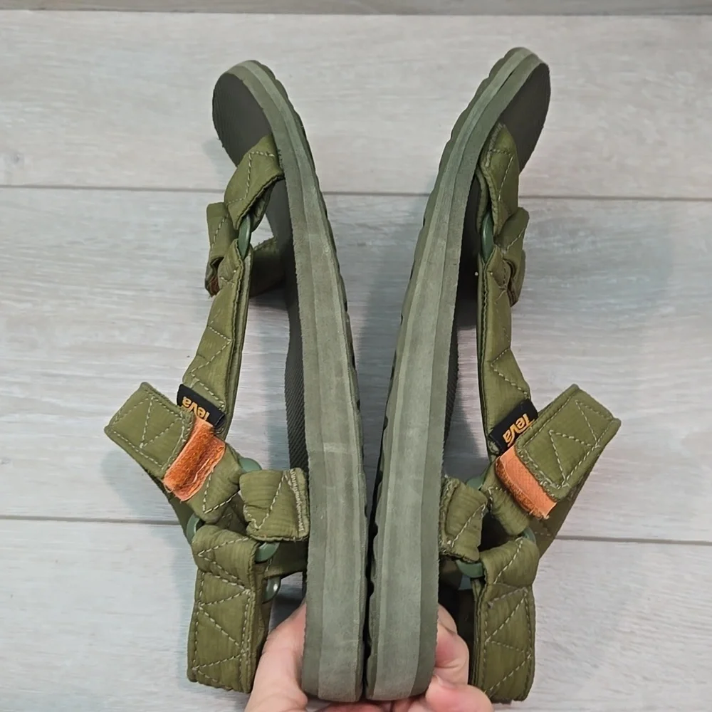 Teva Mens Outdoor Hiking Green & Orange Hook& Loop Sandals Slide Shoes Sz 10